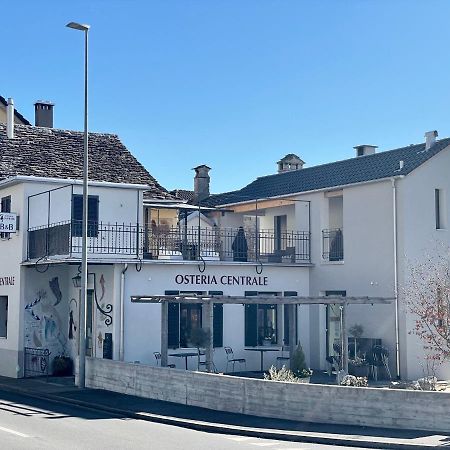 Osteria Centrale - B&B Cugnasco エクステリア 写真